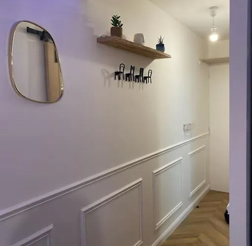 Perle Berckoise - - 250m De La - 1er Etage Appartement *